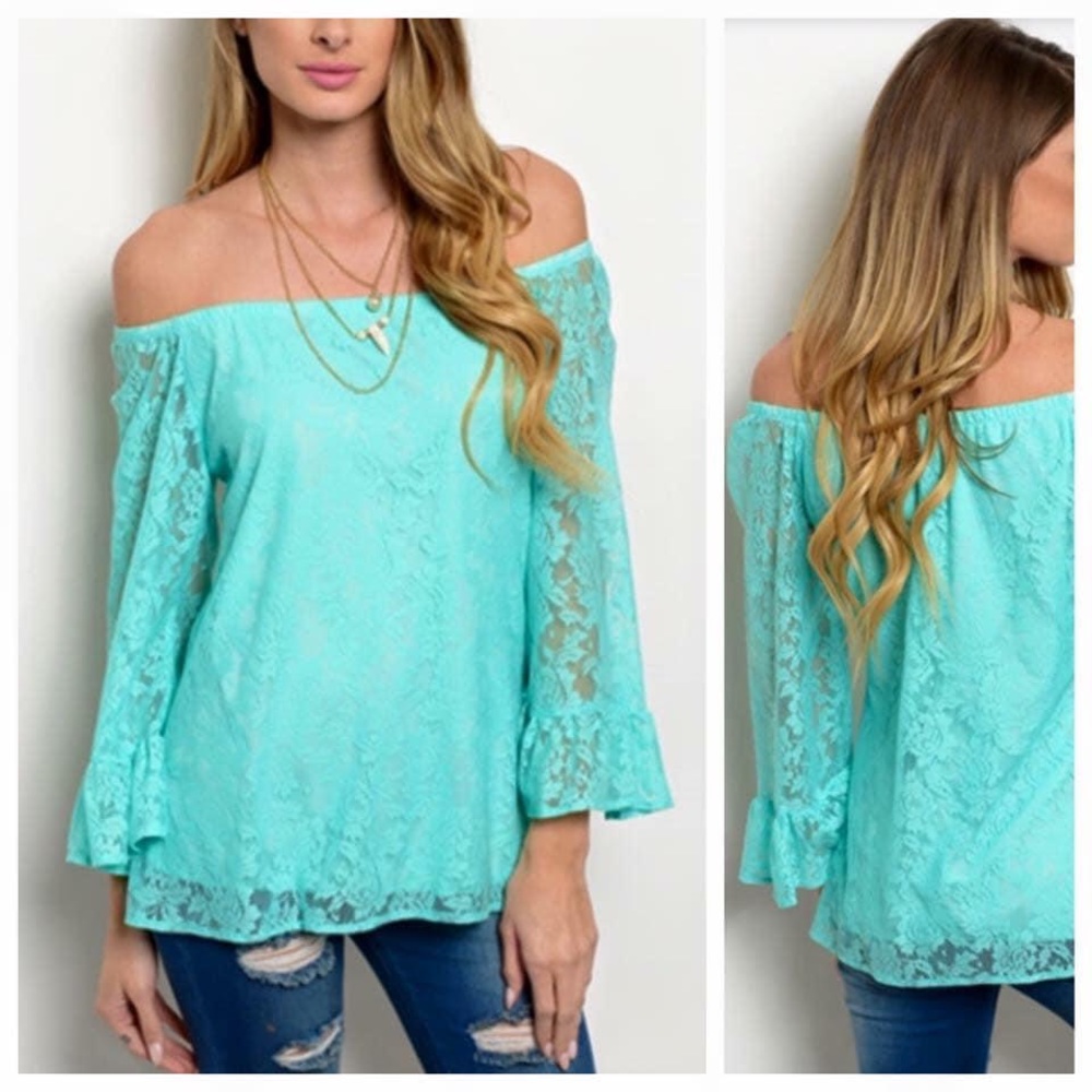 🆕🦋 RACHEL KATE! NWT/lined-lace crochet overlay, bell/ruffle sleeve
